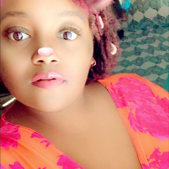 🌻Hi I am Briana  !🌻 - Picture 1 of 3